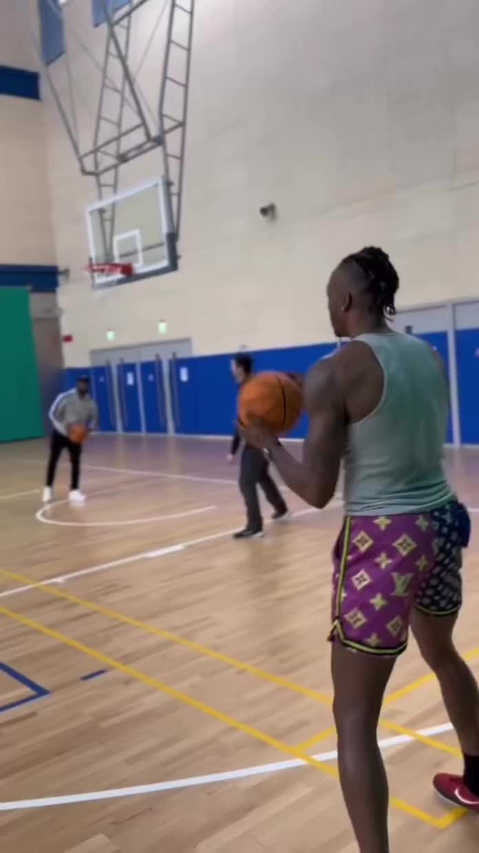 明天要復出！霍華德ins